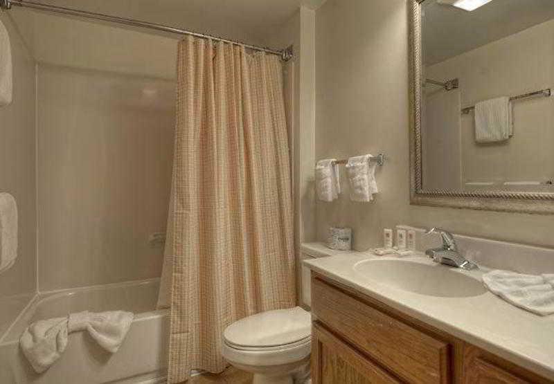 Towneplace Suites Raleigh Cary/Weston Parkway Room photo